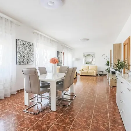 Zdenka Apartament *