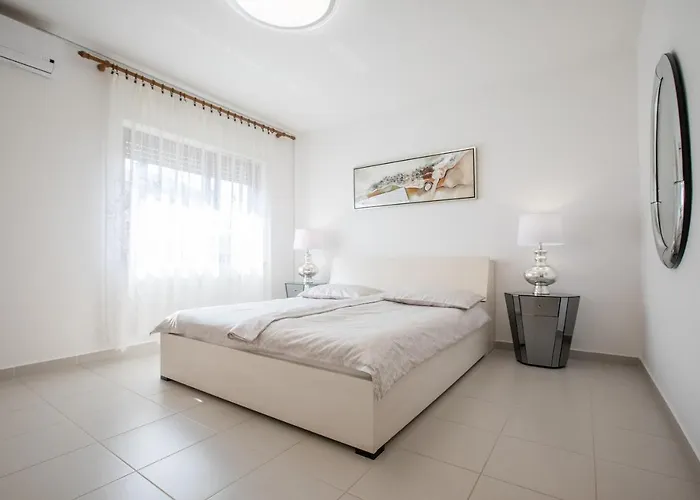 Zdenka Apartmán *